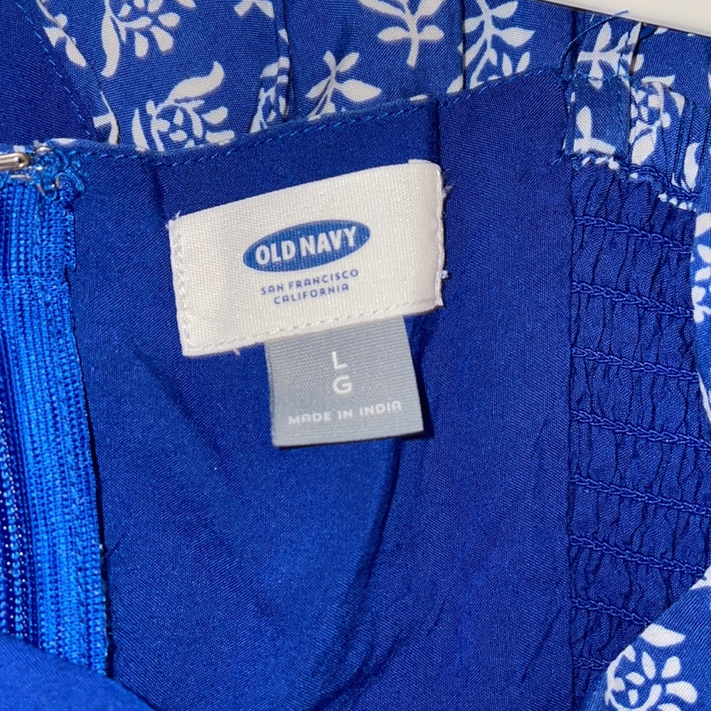 Old Navy Spring Dress - Picture 5 of 6